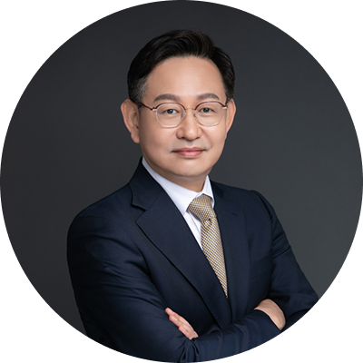 고려대학교 의무부총장 겸 의료원장 윤을식